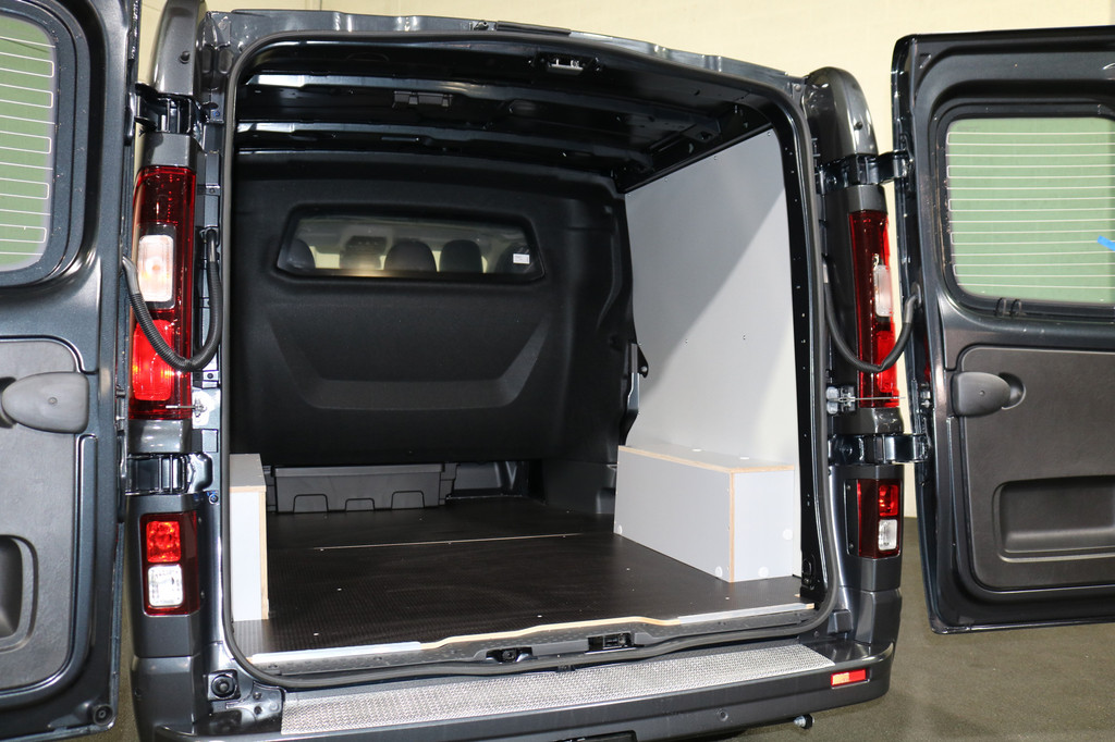 Renault Trafic 2.0 dCi 170pk DC Automaat Airco Navigatie Camera Trekhaak Facelift 13