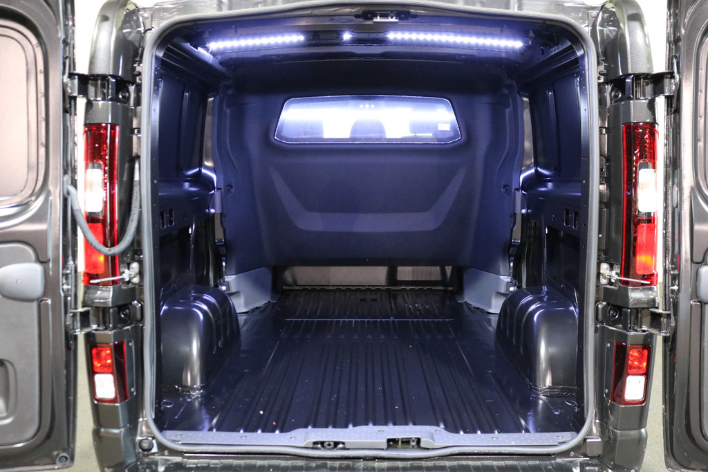 Renault Trafic 2.0 dCi 170pk L2 H1 DC Airco Navigatie Camera 2x Schuifdeur Luxe 12