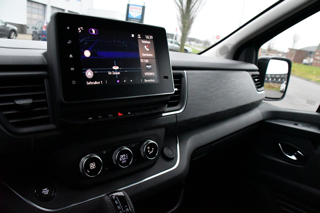 Renault Trafic 2.0 dCi EDC 170 L2H1 Extra DC PB Edition Cruise, Camera, Carplay, Stoelverwarming, 2 x Schuifdeur, Automaat, Sensoren, Trekhaak, Clima, BOM VOL! 19