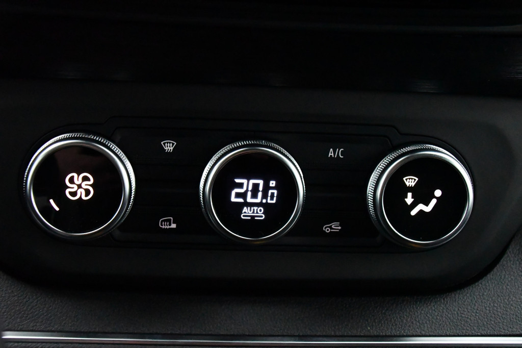 Renault Trafic 2.0 dCi EDC 170 L2H1 Extra DC PB Edition Cruise, Camera, Carplay, Stoelverwarming, 2 x Schuifdeur, Automaat, Sensoren, Trekhaak, Clima, BOM VOL! 20