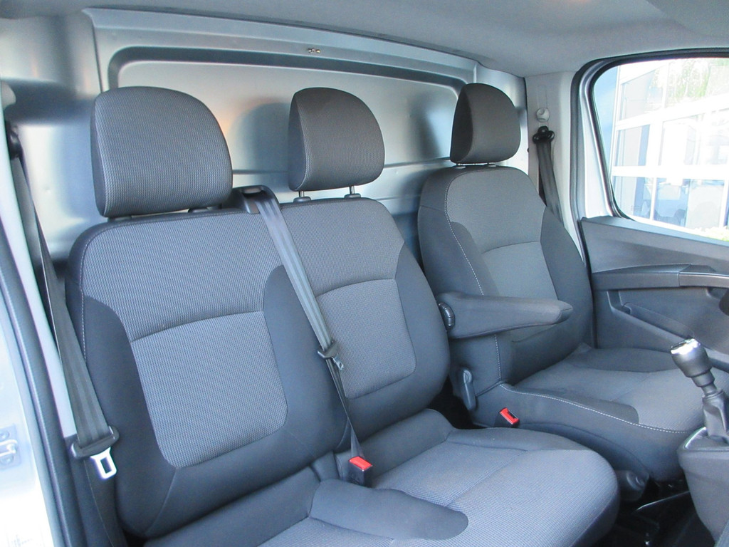 Renault Trafic 2.0 dCi L2, 131pk, LED, 2xSchuifdeur, Navigatie, 3-Zits. 17