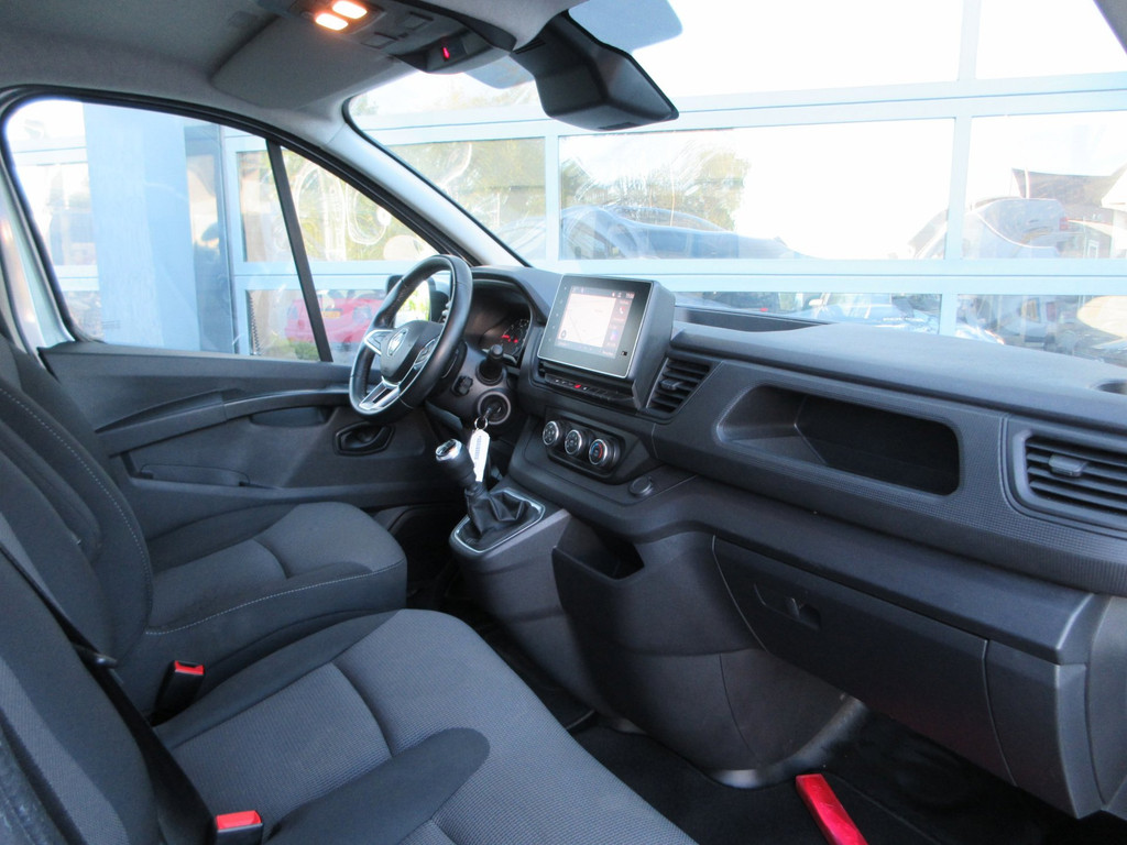 Renault Trafic 2.0 dCi L2, 131pk, LED, 2xSchuifdeur, Navigatie, 3-Zits. 7