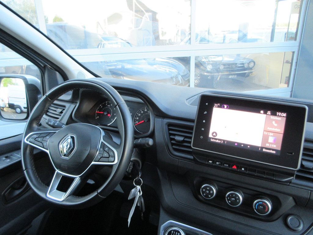 Renault Trafic 2.0 dCi L2, 131pk, LED, 2xSchuifdeur, Navigatie, 3-Zits. 8