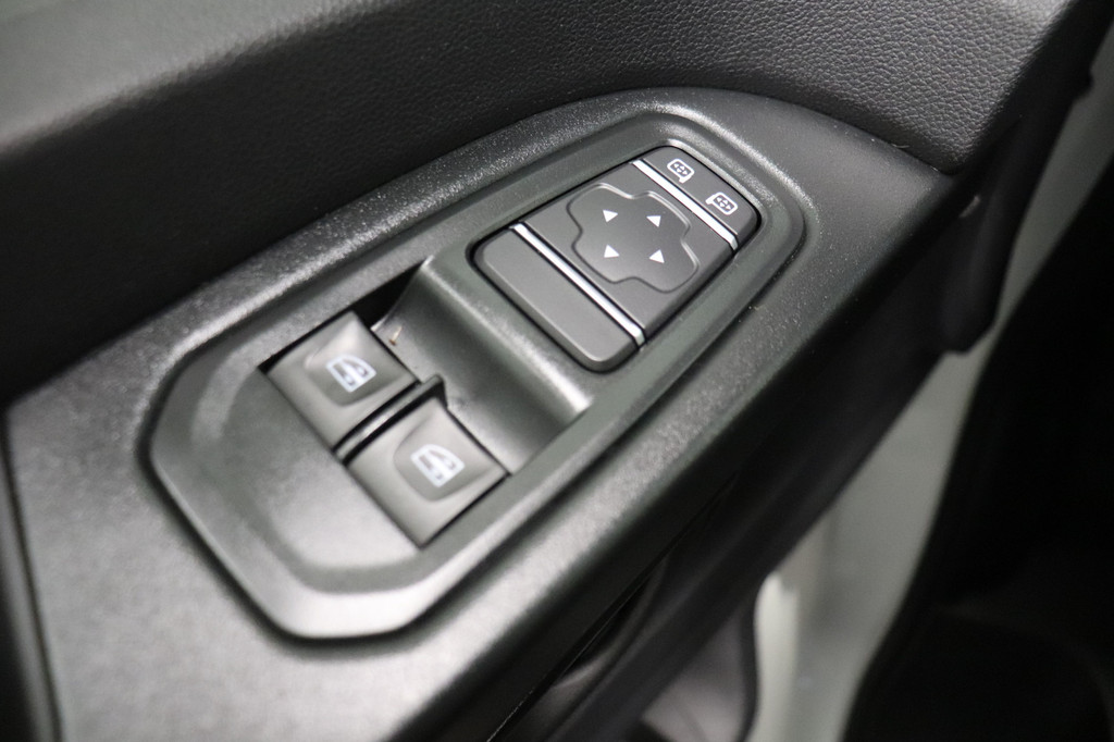 Renault Trafic 2.0 dCi L2 EURO 6 - Airco - Cruise - Carplay - â¬19.950,- Excl. 16