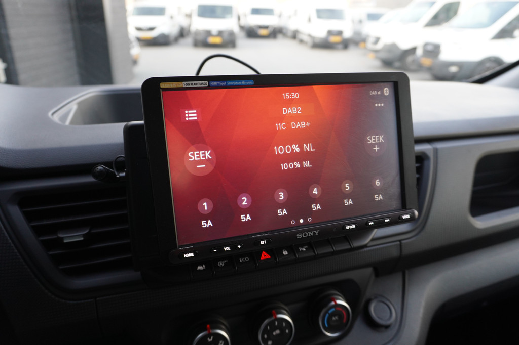 Renault Trafic 2.0 dCi L2 EURO 6 - Airco - Cruise - Trekhaak - â¬21.900,- Excl. 11