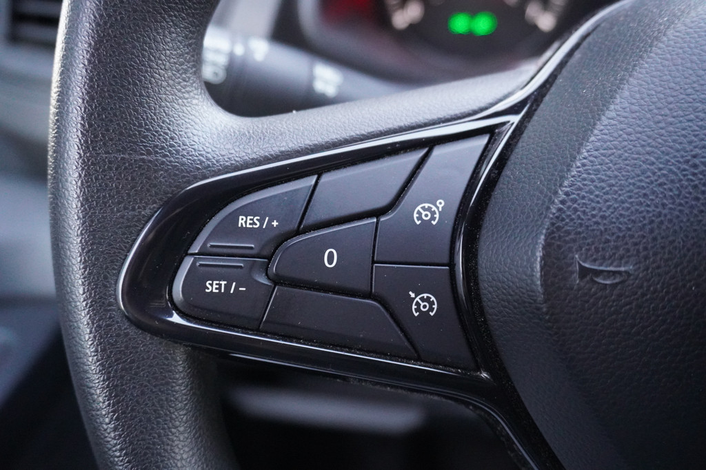 Renault Trafic 2.0 dCi L2 EURO 6 - Airco - Cruise - Trekhaak - â¬21.900,- Excl. 13