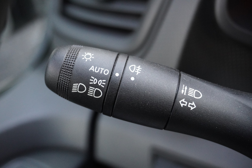 Renault Trafic 2.0 dCi L2 EURO 6 - Airco - Cruise - Trekhaak - â¬21.900,- Excl. 18