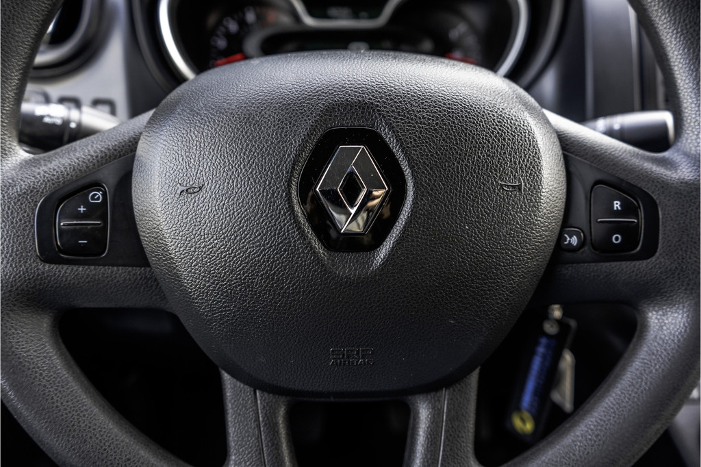 Renault Trafic **2.0 dCi L2H1 | 120 PK | Euro 6 | 5-Persoons | Cruise | Airco | DC** 15