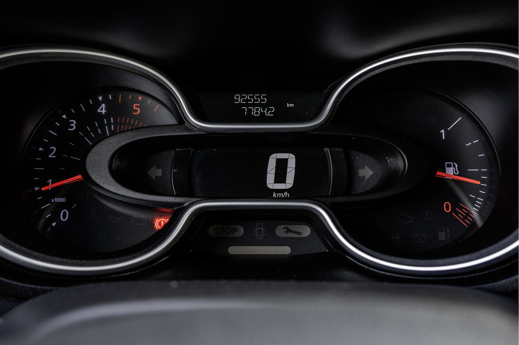 Renault Trafic **2.0 dCi L2H1 | 120 PK | Euro 6 | 5-Persoons | Cruise | Airco | DC** 16