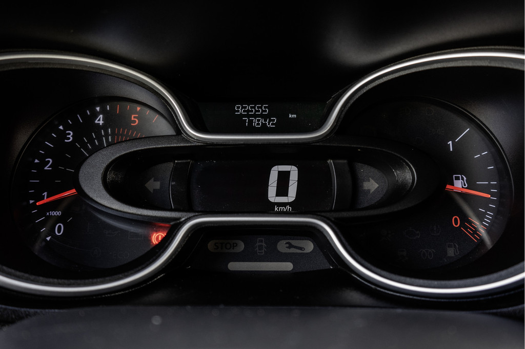 Renault Trafic **2.0 dCi L2H1 | 120 PK | Euro 6 | 5-Persoons | Cruise | Airco | DC** 19