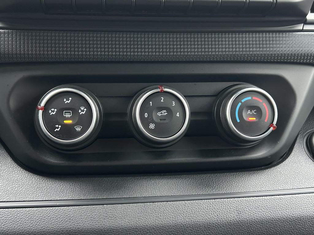 Renault Trafic 2.0 dCi / L2H1 / 24.451 KM !! / 1e EIG. / TREKHAAK / AIRCO / CRUISE / BLUETOOTH / 3-ZITS 18