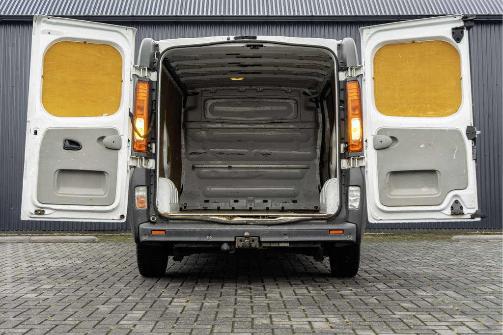 Renault Trafic 2.0 dCi | L2H1 | Cruise | Airco | Navigatie 10