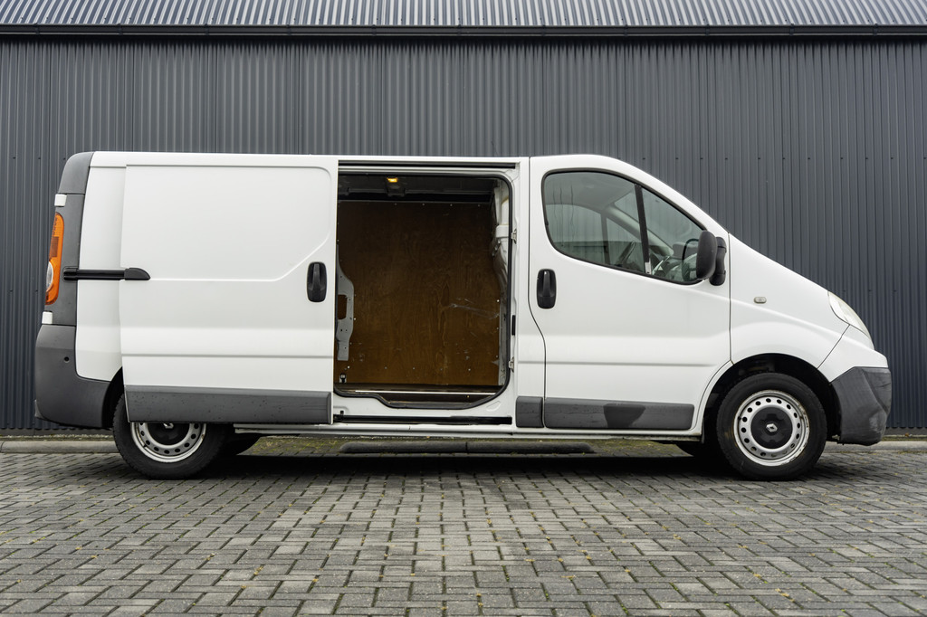 Renault Trafic 2.0 dCi | L2H1 | Cruise | Airco | Navigatie 7