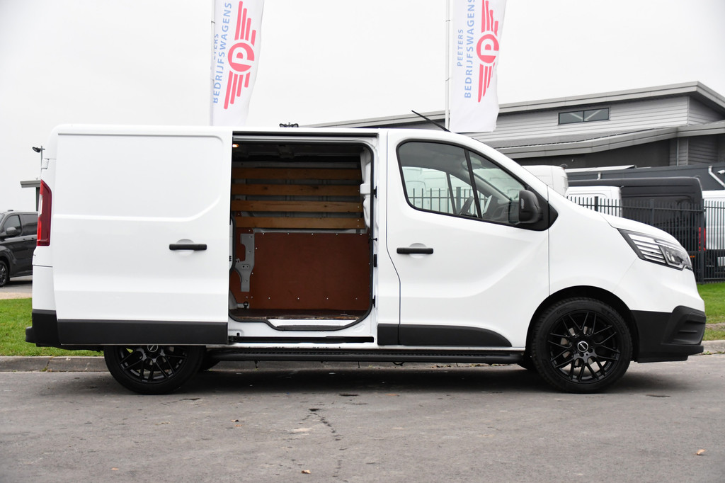 Renault Trafic 2.0 dCi T29 L1H1 PB Edition Camera, Cruise, Carplay, LED, Sensoren, Trekhaak, Multimedia, UNIEK! 11