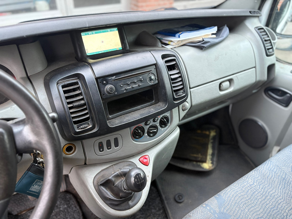 Renault Trafic 2.0 dCi T29 L1H2|NAP|airco|navi|trekhaak|drie zitplaatsen|elektrisch pakket/APK 24-07-2026 18