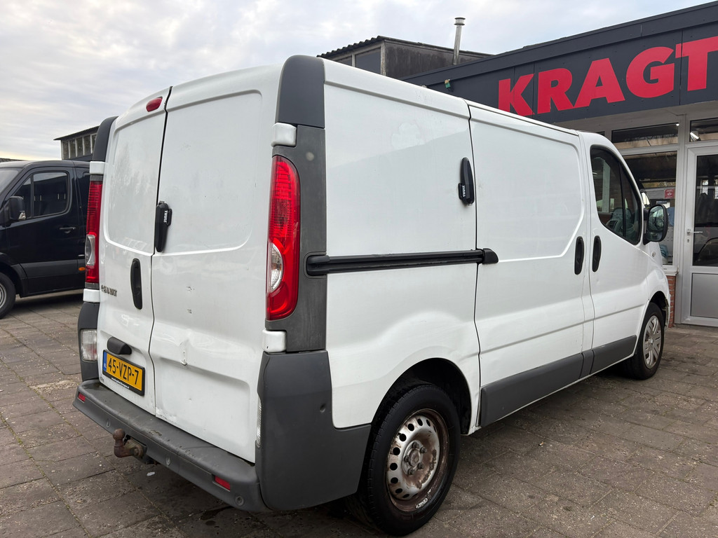 Renault Trafic 2.0 dCi T29 L1H2|NAP|airco|navi|trekhaak|drie zitplaatsen|elektrisch pakket/APK 24-07-2026 9