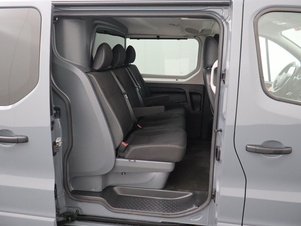 Renault Trafic Bas 2.0DCi 145Pk Lang Dubbele Cabine Edition | Camera | Privacy Glass | Trekhaak 21