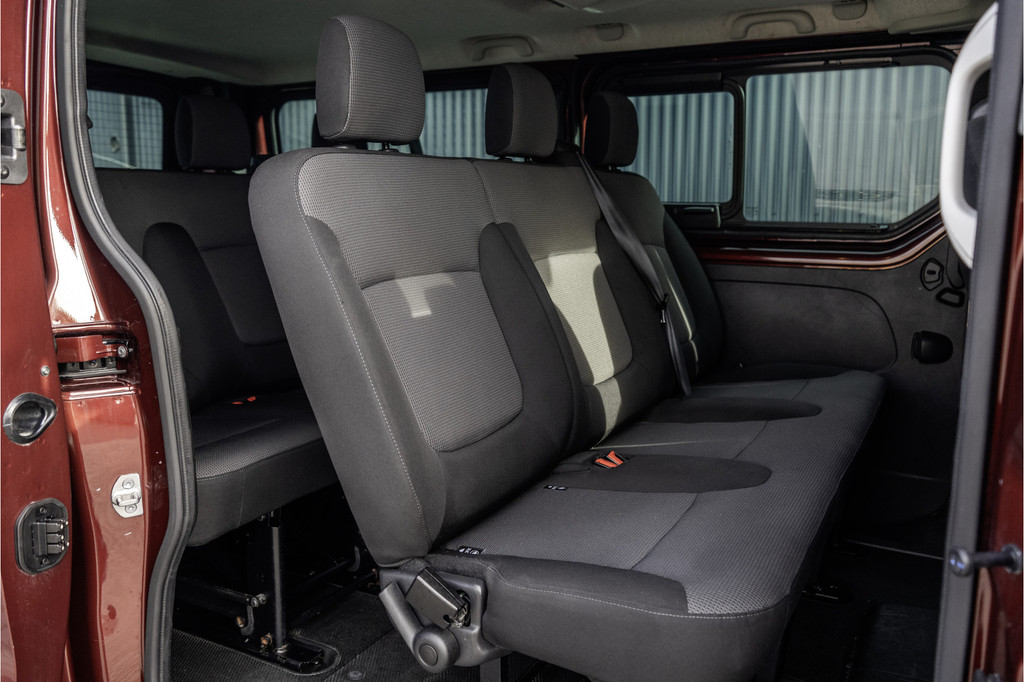 Renault Trafic Blue dCi 150PK | L2H1 | 9-Zits | EX BTW/BPM | LED | Canera | Navi | Zijschuifdeur R+L | Cruise | Airco | PDC | Euro 6 18