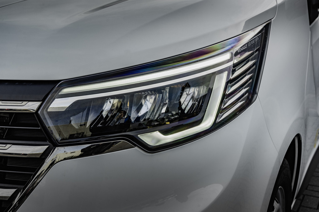 Renault Trafic dCi 110 T30 L2H1 | Navigatie | 3-Zits | Cruise | PDC | Airco | Euro 6 11