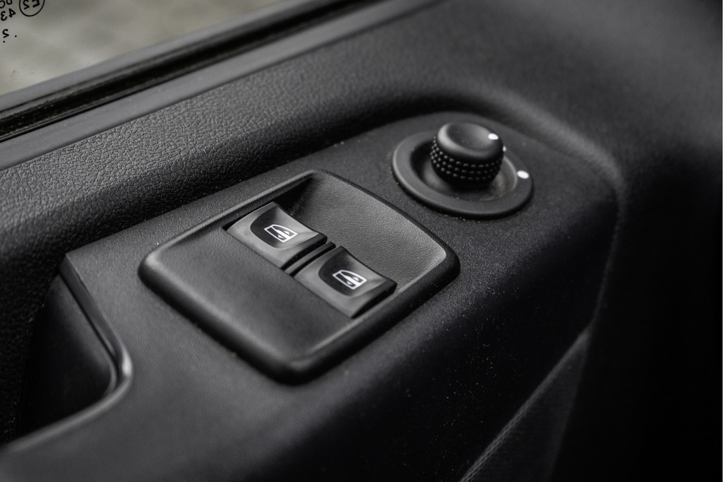 Renault Trafic dCi 120 T29 | L2H1 | LED | Navigatie | Cruise | Airco | Euro 6 21