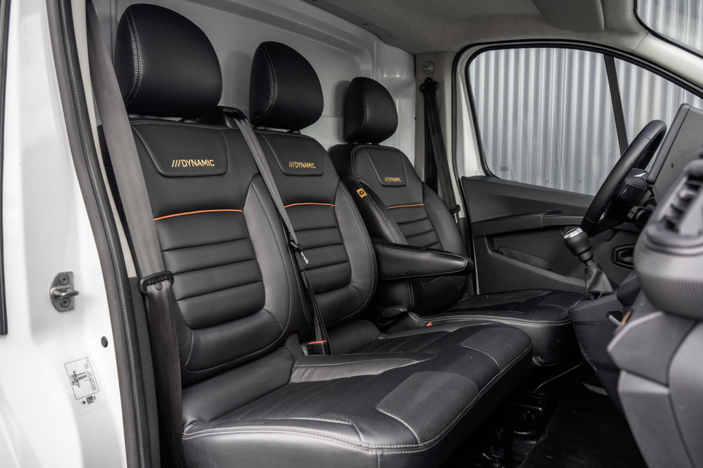 Renault Trafic dCi | L2H1 | Dynamic | Launch Edition 007 | Navi | LED | Imperiaal | Cruise | PDC | Airco | Euro 6 16