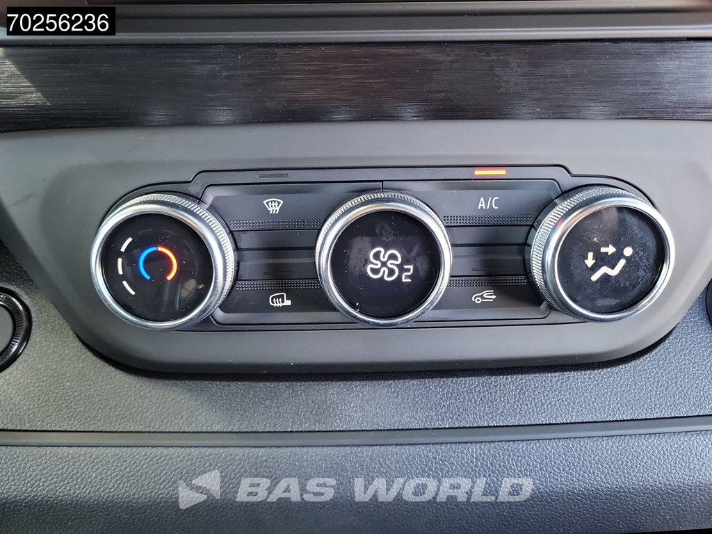 Renault Trafic 120pk Electric 240km WLTP Parkeersensoren Automaat Airco Cruise Camera 6m3 Airco Cruise control 16