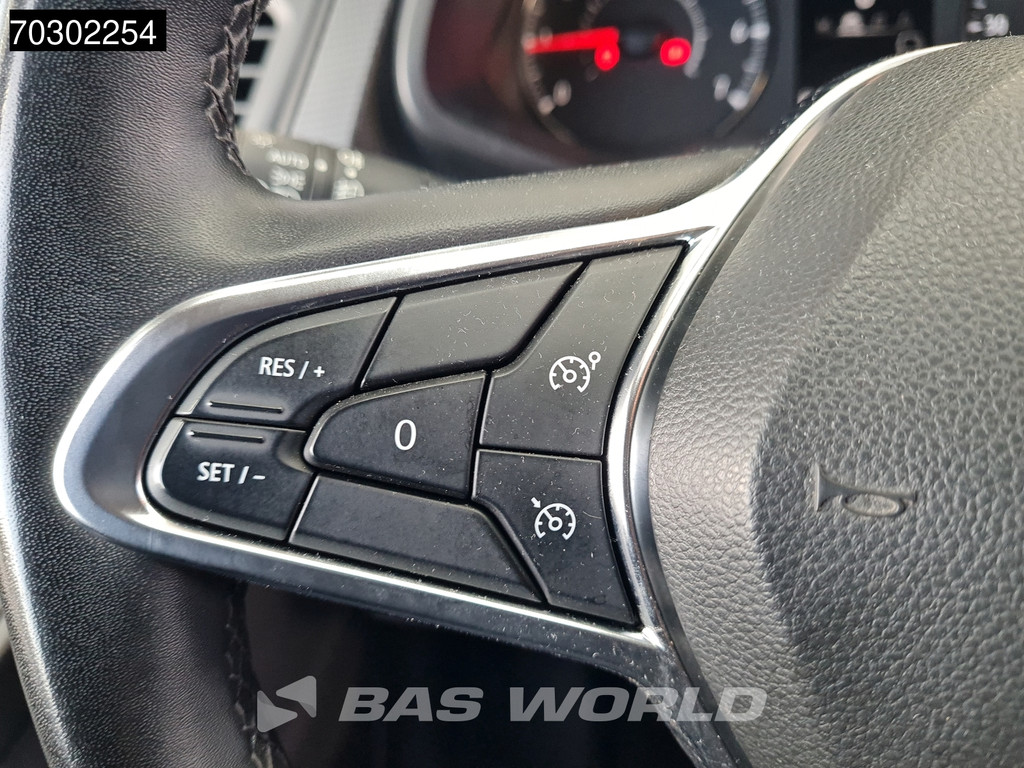 Renault Trafic 130pk Black Edition L2H1 Trekhaak LED Airco Cruise Navi Camera Parkeersensoren APK 06-2026 Euro6 L2 Airco Trekhaak Cruise control 19