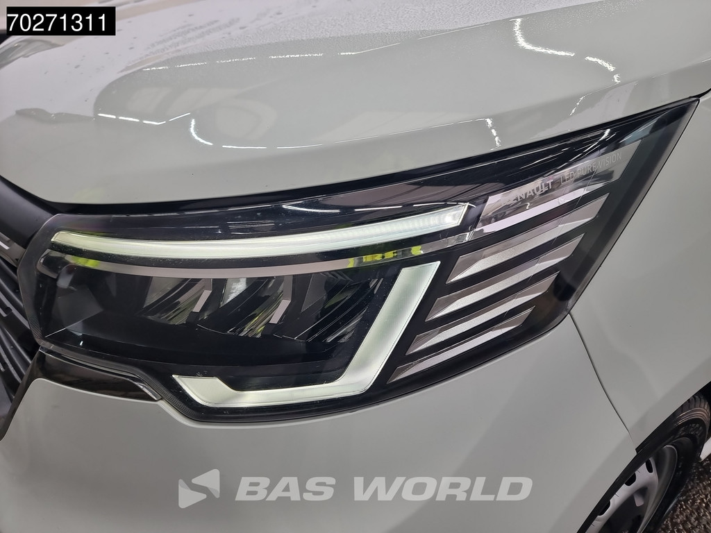 Renault Trafic 130pk L2H1 Airco Cruise Parkeersensoren LED L2 6m3 Airco Cruise control 12