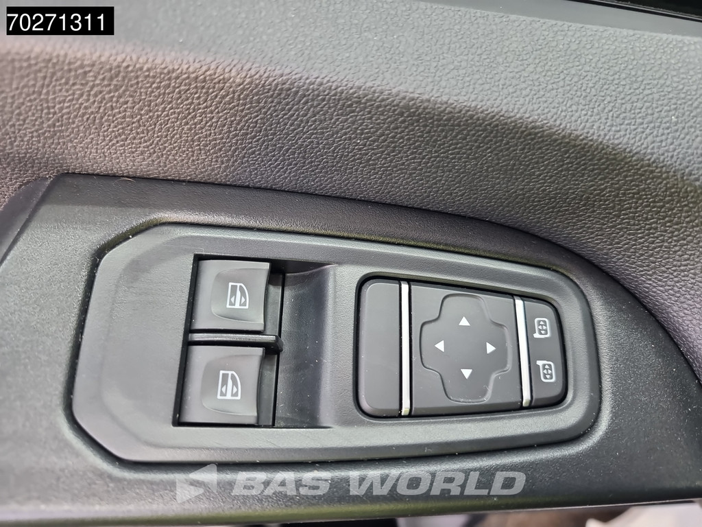 Renault Trafic 130pk L2H1 Airco Cruise Parkeersensoren LED L2 6m3 Airco Cruise control 16