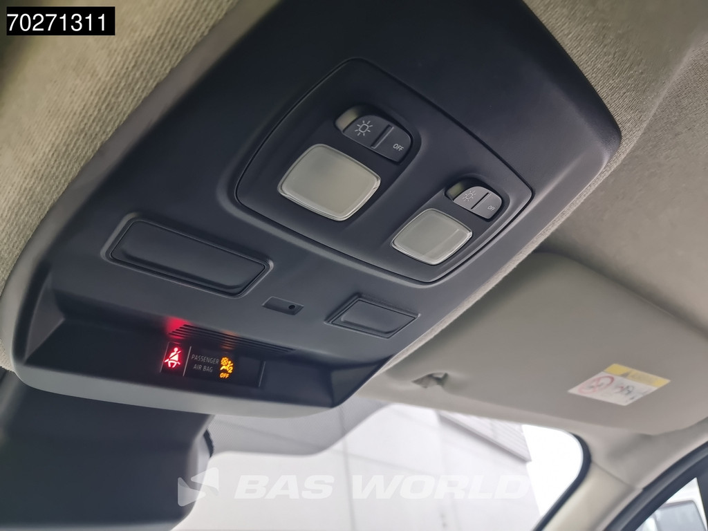 Renault Trafic 130pk L2H1 Airco Cruise Parkeersensoren LED L2 6m3 Airco Cruise control 17