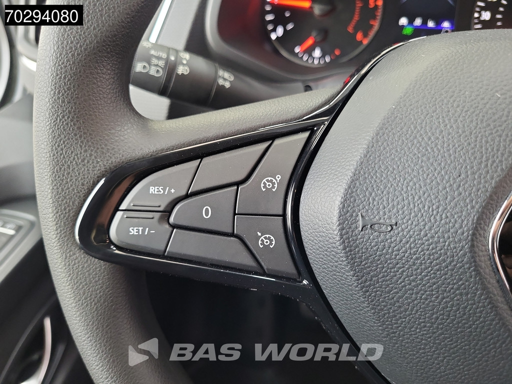 Renault Trafic 150pk L1H1 Airco Cruise CarPlay Parkeersensoren L1 6m3 Airco Cruise control 16