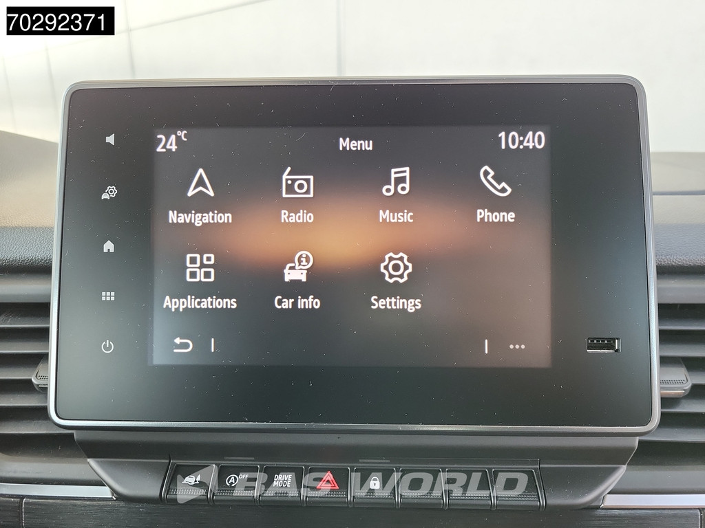 Renault Trafic 170pk Dubbel Cabine Automaat L2H1 LED Navi Airco Cruise Camera Parkeersensoren v+a Euro6 L2 DC Doka Mixto 4m3 Airco Cruise control 16