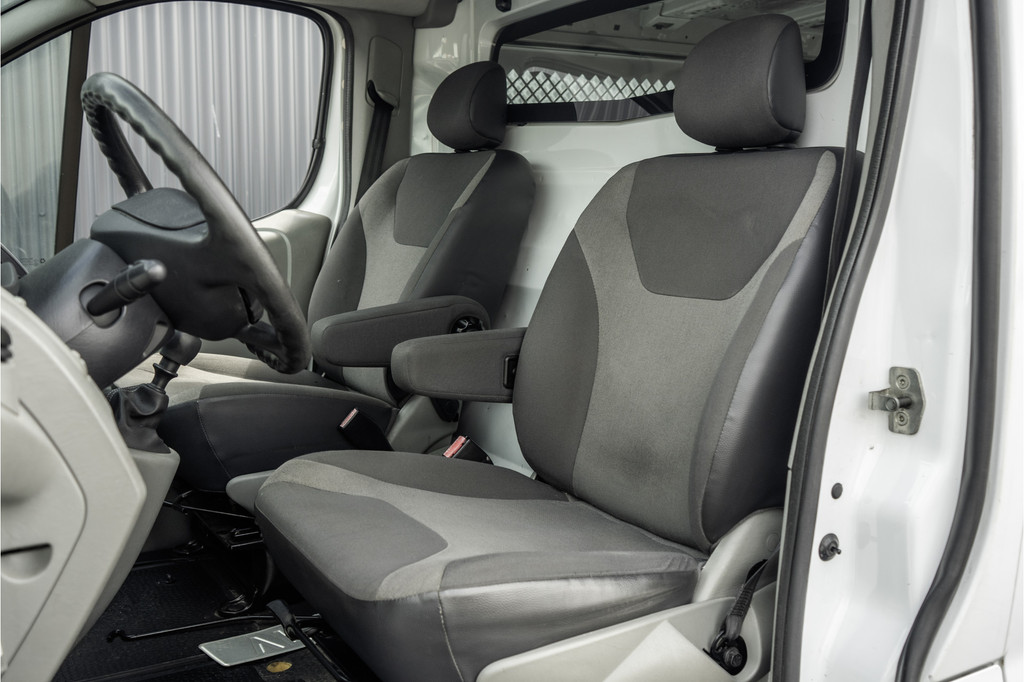 Renault Trafic 2.0 dCi T29 | Navi | Cruise | Airco | PDC 12