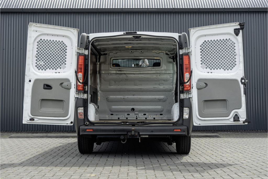 Renault Trafic 2.0 dCi T29 | Navi | Cruise | Airco | PDC 9