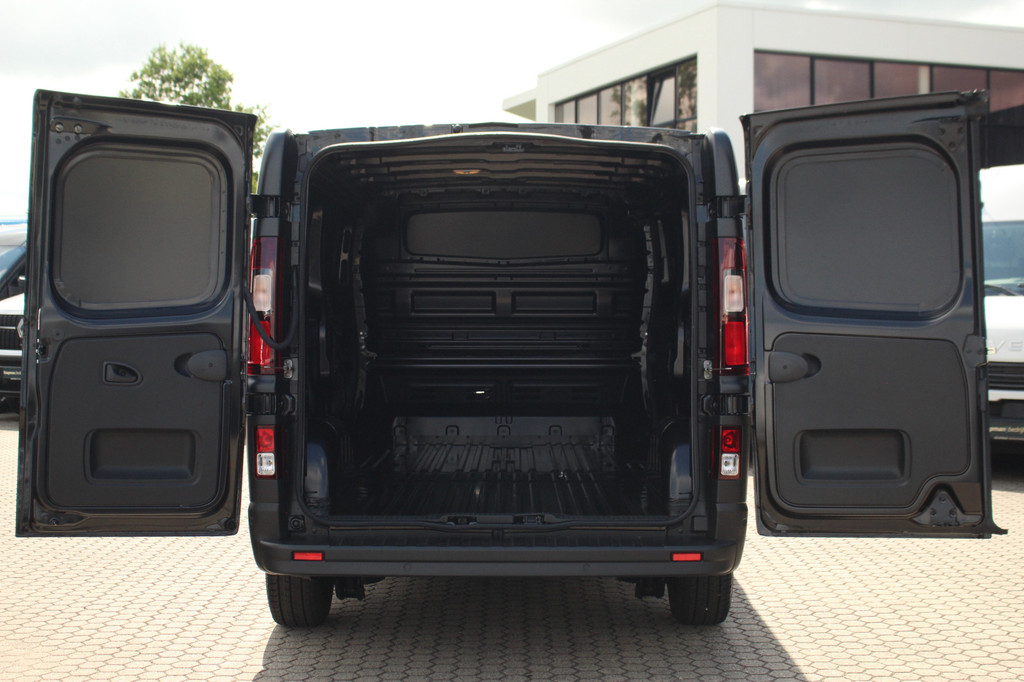 Renault Trafic 2.0 Blue dC1 150pk T30 L2H1 Advance | Carplay/Android | Camera | Lease 555,- p/m 8