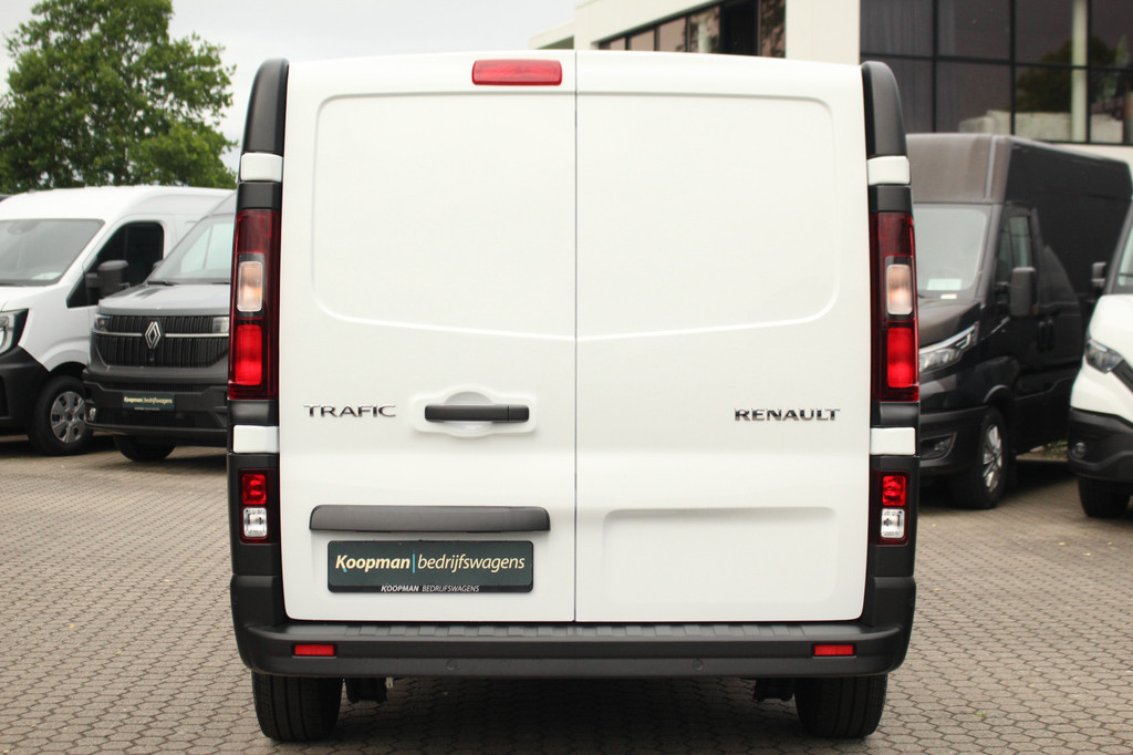 Renault Trafic 2.0 Blue dCi 150pk T30 L2H1 | Cruise | Carplay/Android | PDC | Lease 501,- p/m 7