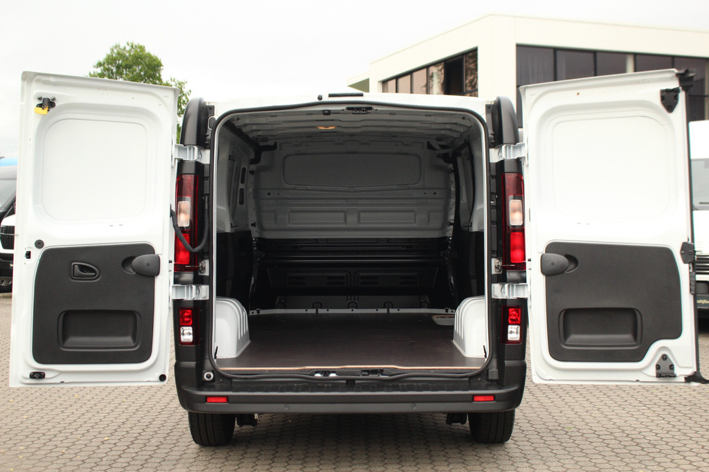 Renault Trafic 2.0 Blue dCi 150pk T30 L2H1 | Cruise | Carplay/Android | PDC | Lease 501,- p/m 8