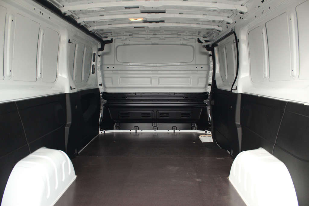 Renault Trafic 2.0 Blue dCi 150pk T30 L2H1 | Cruise | Carplay/Android | PDC | Lease 501,- p/m 9