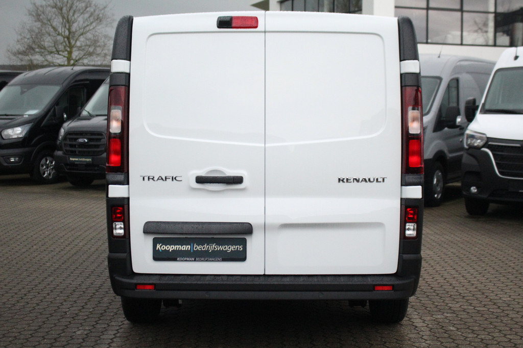 Renault Trafic 2.0dCi 130pk T30 L2H1 DC | 6-Zits | Carplay/Android | Camera | Lease 555,- p/m 7