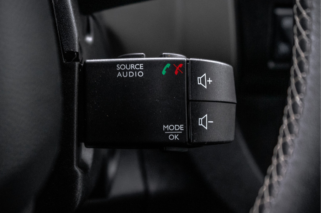 Renault Trafic Passenger 1.6 dCi 8-Pers L2H1 | Incl. BPM, BTW vrij | R-Link | Navi | Airco | Cruise | PDC | MF Stuur | Start / Stop 21