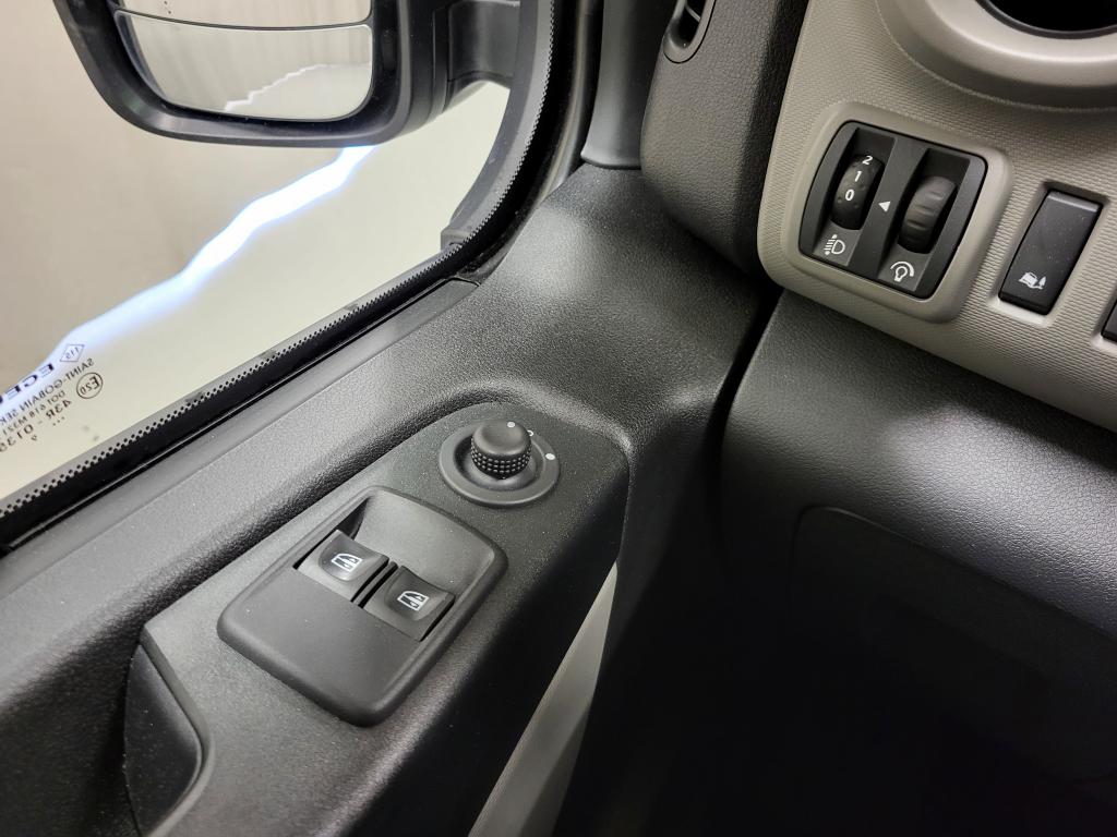 Renault Trafic Passenger 1.6dCi 8-Personenbus - Excl. BTW / BPM vrij Euro 6! 12