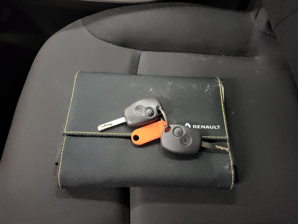 Renault Trafic Passenger 1.6dCi 8-Personenbus - Excl. BTW / BPM vrij Euro 6! 16