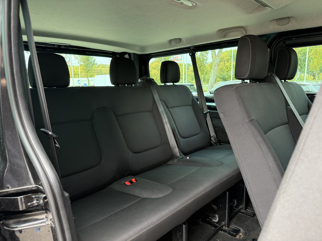 Renault Trafic Passenger 1.6 dCi Grand Expression | 9 Pers. | Navi | Trekhaak | Cruisec. 13