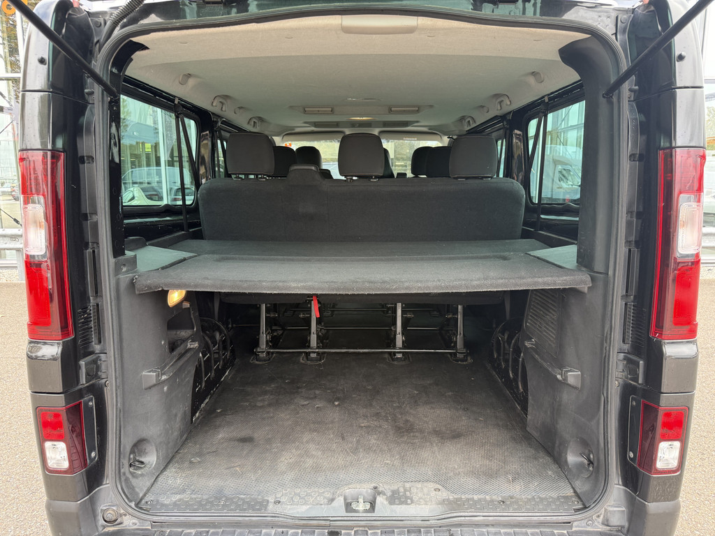 Renault Trafic Passenger 1.6 dCi Grand Expression | 9 Pers. | Navi | Trekhaak | Cruisec. 14