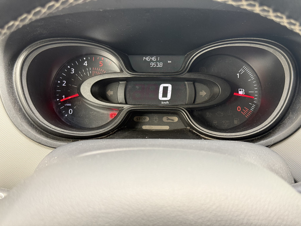 Renault Trafic Passenger 1.6 dCi Grand Expression | 9 Pers. | Navi | Trekhaak | Cruisec. 17