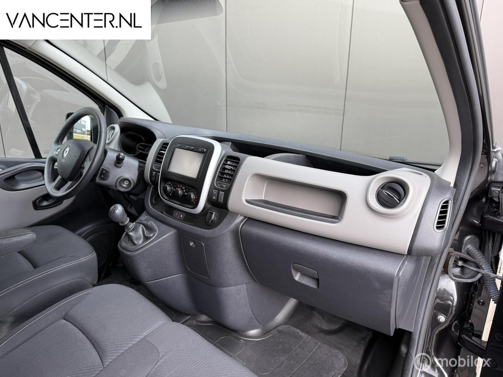 Renault Trafic bestel 1.6 dCi T29 L2H1 Comfort Energy 17