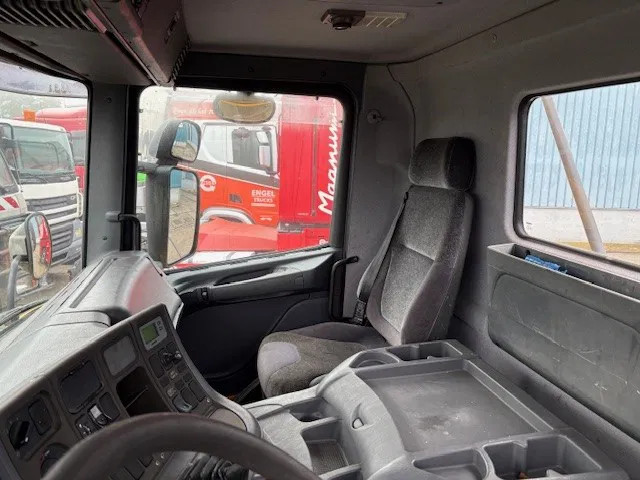 Scania P114-340 6x2 WITH MULTILIFT CONTAINERSYSTEM ONLY 80.500 KM!! ORIGINAL (10 TIRES / FULL STEEL SUSPENSION / 12 GEARS MANUAL GEARBOX / 9.000 KG. FRONT AXLE) 12