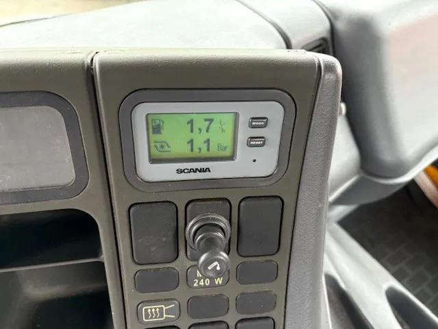 Scania P114-340 6x2 WITH MULTILIFT CONTAINERSYSTEM ONLY 80.500 KM!! ORIGINAL (10 TIRES / FULL STEEL SUSPENSION / 12 GEARS MANUAL GEARBOX / 9.000 KG. FRONT AXLE) 13