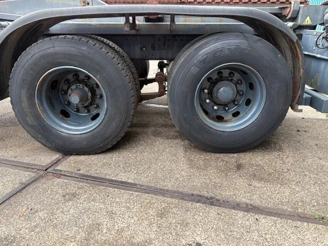 Scania P114-340 6x2 WITH MULTILIFT CONTAINERSYSTEM ONLY 80.500 KM!! ORIGINAL (10 TIRES / FULL STEEL SUSPENSION / 12 GEARS MANUAL GEARBOX / 9.000 KG. FRONT AXLE) 7