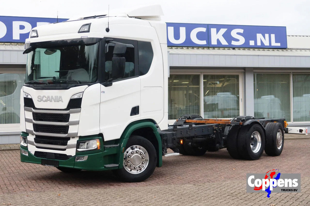 Scania R500 NGS 6x2 Chassis, Stuur lift as